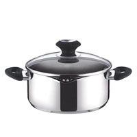 Кастрюля Tescoma Presto с воронкой и крышкой, 2,5 л. 728320728320 Кастрюля Tescoma Presto с воронкой и крышкой, 2,5 л. 728320728320Кастрюля Presto изготовлена из высококачественной нержавеющей стали 18/10. Снабжена толстым многослойным дном, что значительно снижает вероятность пригорания пищи. Крышка кастрюли изготовлена из стекла, нержавеющей стали и прочной пластмассы, с двусторонней воронкой, а также с отверстиями для удобного процеживания и для пара. Кастрюля снабжена измерительной шкалой. Пригодна для газовых, электрических, стеклокерамических, индукционных плит.Это идеальный подарок для современных хозяек, которые следят за своим здоровьем и здоровьем своей семьи. Эргономичный дизайн и функциональность позволят вам наслаждаться процессом приготовления любимых, полезных для здоровья блюд.Характеристики:Материал: нержавеющая сталь, стекло, пластмасса. Объем: 2,5 л. Диаметр: 20 см. Высота (с крышкой): 16 см. Производитель: Чехия. Артикул:728320.