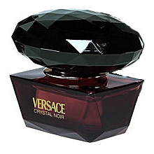 Versace Crystal Noir. Парфюмированная вода, 50 мл07026 Versace Crystal Noir. Парфюмированная вода, 50 мл07026По моему убеждению, в основе женского аромата всегда должны лежать цветочные ноты.Для Crystal Noir я выбрала гардению, которую обожаю за ее нежный, благоухающий аромат.Добавив к нему теплый насыщенный запах амбры, мы достигли замечательной контрастности, отражающей некую двойственность женской натуры: она нежная и чувственная, вполне земная и небесно возвышенная.Донателла Версаче.Аромат в дорогом убранстве: флакон из стекла темно-фиолетового цвета подобен ювелирному украшению, с роскошной крышкой - черным кристаллом.Классификация аромата: цветочный, восточный.Пирамида аромата:Верхние ноты: цветы апельсина, пион. Ноты сердца: гардения. Базовые ноты: сандал, мускус, амбра.Ключевые слова:Чувственный, соблазнительный, дерзкий, роскошный, интимный! Характеристики:Объем: 50 мл. Производитель: Италия. Самый популярный вид парфюмерной продукции на сегодняшний день - парфюмированная вода. Это объясняется оптимальным балансом цены и качества - с одной стороны, достаточно высокая концентрация экстракта (10-20% при 90% спирте), с другой - более доступная, по сравнению с духами, цена. У многих фирм парфюмированная вода - самый высокий по концентрации экстракта вид товара, т.к. далеко не все производители считают нужным (или возможным) выпускать свои ароматы в виде духов. Как правило, парфюмированнаявода всегда в спрее-пульверизаторе, что удобно для использования и транспортировки. Так что если духи по какой-либо причине приобрести нельзя, парфюмированная вода, безусловно, - самая лучшая им замена. Товар сертифицирован.