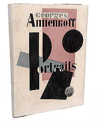 Юрий Анненков. Портреты. Редкость. Номерованный экземпляр № 895YS-17601 Юрий Анненков. Портреты. Редкость. Номерованный экземпляр № 895YS-17601Редкость. Номерованное экземпляр № 895. Прижизненное издание.Петроград, 1922 год. Издательство Петрополис.С фронтисписом и многочисленными иллюстрациями в тексте и на отдельных листах.Суперобложка отреставрирована, сохранена оригинальная мягкая обложка. Раскол книжного блока. Выпадает один лист. Сохранность хорошая. На рубеже 1910 — 1920-х гг. Зоркий и жесткий рисовальщик Юрий Анненков был в расцвете своего таланта. Его портретная галерея современников, главным образом деятелей русской культуры, поражает пронзительностью лаконично-резких характеристик: «экстракты из лиц, из людей», — говорит о них Замятин, автор предисловия к «Портретам». Для большей остроты, для динамики используются пересечения и сдвиги, удвоения линий — броский арсенал «левых» течений. Но глаз художника остается точным и пристальным.Книга представляет собой одну из капитальнейших работ издательства «Петрополиса».