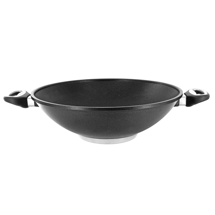 Сковорода Borner Wok, с антипригарным покрытием. Диаметр 32 см11-32 Сковорода Borner Wok, с антипригарным покрытием. Диаметр 32 см11-32Сковорода Borner Wok классической формы, изготовленная из литого алюминия с антипригарным покрытием - это идеальный подарок для современных хозяек и любителей экзотической пищи. Благодаря литому дну толщиной 10 мм, сковорода не подвержена деформации от высоких температур и длительного нагрева, и обладает высокой теплоемкостью, равномерно распределяя тепло, экономя электроэнергию и ваше время. Жаропрочные бакелитовые ручки посуды выдерживают температуру 220°C. Со сковородой Borner Wok вы всегда будете готовить самую вкусную пищу!Сковороду можно ставить на керамическую, газовую и электрическую плиту. Не мыть в посудомоечной машине. Внутренний диаметр по верхнему краю: 32 см.Диаметр дна: 14 см. Высота стенки: 11 см.