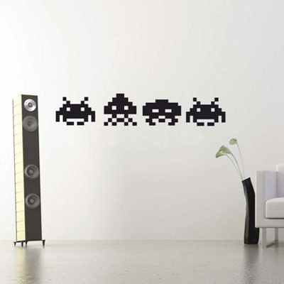 Стикер Paristic Space Invaders, цвет: черный, 33 х 44 см2268-BB Стикер Paristic Space Invaders, цвет: черный, 33 х 44 см2268-BBСтикер Paristic Space Invaders - это уникальная возможность создать неповторимый индивидуальный облик интерьера вашего дома. Стикер, изображающий инопланетян из популярной видеоигры, выполнен из матового винила - тонкого эластичного материала, который хорошо прилегает к любым гладким и чистым поверхностям, легко моется и держится до семи лет, при снятии не оставляет следов. Изображения можно разделить и, разместив их в разных местах, создать целую композицию.Такой оригинальный элемент декора придаст интерьеру креативность и новое настроение и станет необычным украшением, притягивающим заинтересованные взгляды окружающих.В комплекте со стикером предусмотрена подробная инструкция по наклеиванию (на русском языке). Характеристики: Материал:винил. Цвет:черный. Размер стикера (В х Ш): 33 см х 44 см. Размер упаковки: 48,5 см х 35 см. Производитель: Франция. Paristic - это стикеры высокого качества. Художественно выполненные стикеры, создающие эффект обмана зрения, дают необычную возможность использовать в своем интерьере элементы городского пейзажа. Продукция представлена широким ассортиментом - в зависимости от формы выбранного рисунка и от Ваших предпочтений стикеры могут иметь разный размер и разный цвет (12 вариантов помимо классического черного и белого). В коллекции Paristic - авторские работы от урбанистических зарисовок и узнаваемых парижских мотивов до природных и графических объектов. Идеи французских дизайнеров украсят любой интерьер: Paristic -это простой и оригинальный способ создать уникальную атмосферу как в современной гостиной и детской комнате, так и в офисе.В настоящее время производство стикеров Paristic ведется в России при строгом соблюдении качества продукции и по оригинальному французскому дизайну.