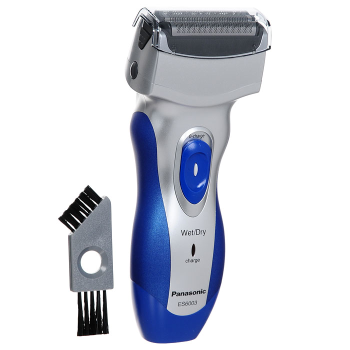 Panasonic ES-6003 S520электробритваES6003S520 Panasonic ES-6003 S520электробритваES6003S520Эксклюзивная электробритва Panasonic ES-6003 S. Лезвия бритвы из сверхпрочной японской стали, использующейся в производстве самурайских мечей, обеспечивают идеально чистое бритье. Бритву удобно держать благодаря новому эргономичному дизайну Pro-Curve и нескользящим вставкам из эластомера.