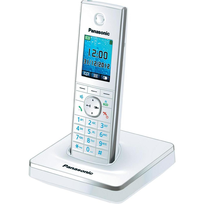 Panasonic KX-TG8551 RUWKX-TG8551 RUW Panasonic KX-TG8551 RUWKX-TG8551 RUWРадиотелефон Panasonic KX-TG8551 RUB с корпусом черного цвета имеет цветной жидкокристаллический дисплей. Функция Радионяня позволяет удаленно осуществлять акустический контроль - услышав звуки, телефон автоматически делает вызов на дополнительную трубку. Это удобно, например, при необходимости оставить маленького ребенка в комнате одного. Также оснащен функцией автодозвона и возможностью принимать и отправлять SMS-сообщения. Поддерживает ответ нажатием любой кнопки и с помощью поднятия трубки с базы. Работает от аккумулятора типа ААА (входит в комплект поставки).Индикатор входящего вызоваАккумулятор NiMHРазъем для гарнитурыПодключение до 6ти дополнительных трубокИзбирательный звонокПодсветка дисплеяПодсветка клавиатурыНочной режимФункция НяняЭко-режимФункция резервного питания