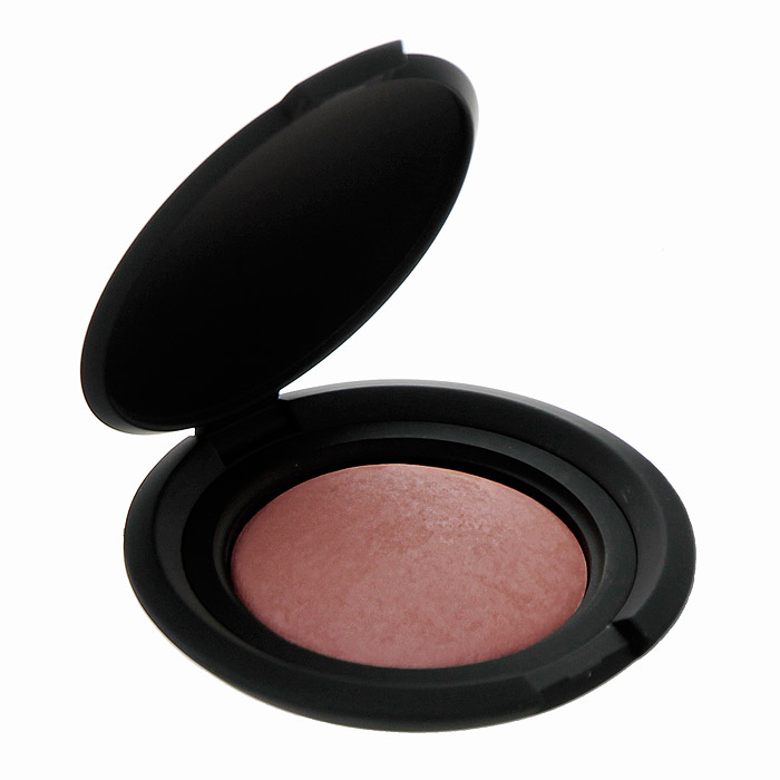 Nouba Румяна компактные Blush on Bubble, тон №45, 6 гN22745 Nouba Румяна компактные Blush on Bubble, тон №45, 6 гN22745Нежная, как шелк, текстура румян Blush on Bubble позволяет легко и равномерно нанести румяна, придавая лицу свежий и светящийся вид, блеск глазам и настроение вашему образу. Уникальная технология изготовления методом запекания позволяет использовать румяна от Nouba в три раза дольше обычного! Содержат масло жожоба, витамин Е, нейлон 12, SPF-фильтры.Характеристики:Вес: 6 г. Тон: №45. Производитель: Италия. Артикул: N22745. Товар сертифицирован.