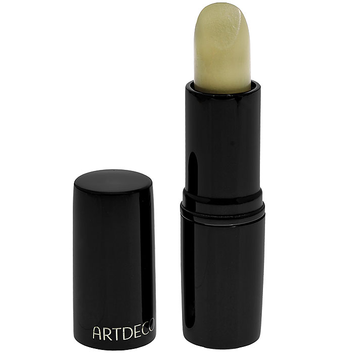 Artdeco Маскирующий стик Perfect Stick, тон №6; 4 г495.6 Artdeco Маскирующий стик Perfect Stick, тон №6; 4 г495.6Механический маскирующий стик Artdeco Perfect Stick с маслом чайного дерева легко справляется с самыми досадными проблемами на лице! Великолепный маскирующий эффект работает в дуэте с антисептическим и противовоспалительным действием. Нежный аромат эфирных масел напоминает вам, что использовать корректор можно везде за исключением области глаз. Экстракт зеленого чая и ромашки, фарнезол и масло чайного дерева - настоящая аптека здоровья в маленьком флаконе Perfect Stick!Профессиональные советы: чтобы скрыть покраснения, расширенные сосуды или мелкие рубцы, воспользуйтесь зеленым маскирующим карандашом (тон №6). Для маскировки пигментных пятен и синяков идеально подходят оттенки (№3 и №5). Характеристики: Вес: 4 г. Тон: №6. Производитель: Германия. Артикул:495.6. Товар сертифицирован.