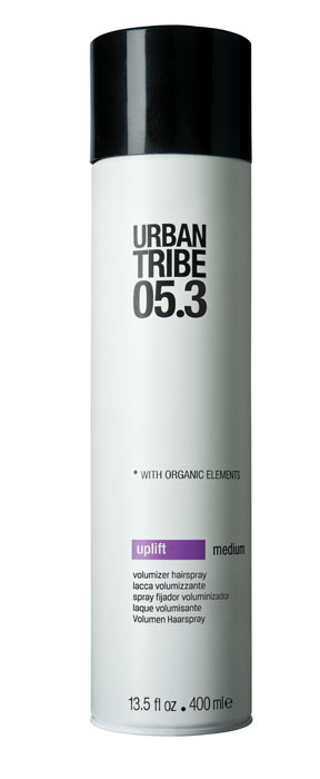 Urban Tribe Лак для укладки волос и создания объема, средняя фиксация, 400 мл52203 Urban Tribe Лак для укладки волос и создания объема, средняя фиксация, 400 мл52203Лак Urban Tribe для волос придает объем и умеренно фиксирует прическу надолго, оказывая эффект памяти, придавая волосам подвижность и силу. Делает волосы яркими, здоровыми и полными жизни. Фиксирующий полимер создает эффект покрытия волос для более длительного сохранения укладки. Витамин Е, антиоксидант. Органические, эко-сертифицированные элементы оказывают увлажняющее, ухаживающее и антиоксидантное действие. Характеристики:Объем: 400 мл. Производитель: Италия. Товар сертифицирован.