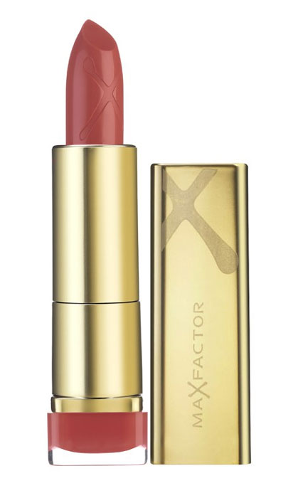 Max Factor Помада для губ Colour Elixir, тон №825 (Pink Brandy), 3,5 г81279055 Max Factor Помада для губ Colour Elixir, тон №825 (Pink Brandy), 3,5 г81279055Секрет помады Max Factor Colour Elixir в том, что она на 60% состоит из уникального комплекса Elixir - масло ши, авокадо, алое, белый чай - эта формула увлажняет губы, делает кожу гладкой и дарит комфорт вашим губам. В составе присутствует витамин E, который разглаживает кожу губ и нежно ухаживает за ними. Палитра оттенков очень разнообразна - розовые, лиловые, красные, коричневые. Вы можете подобрать именно тот цвет, который гармонирует с вашим макияжем или стилем одежды. Эффект от использования губной помады Color Elixir - разглаженные, увлажненные, ухоженные красивые губки. Помада Color Elixir идеально наносится и стойко держится, даря ощущение шелка на губах. Помада упакована в роскошный золотой футляр.Товар сертифицирован.