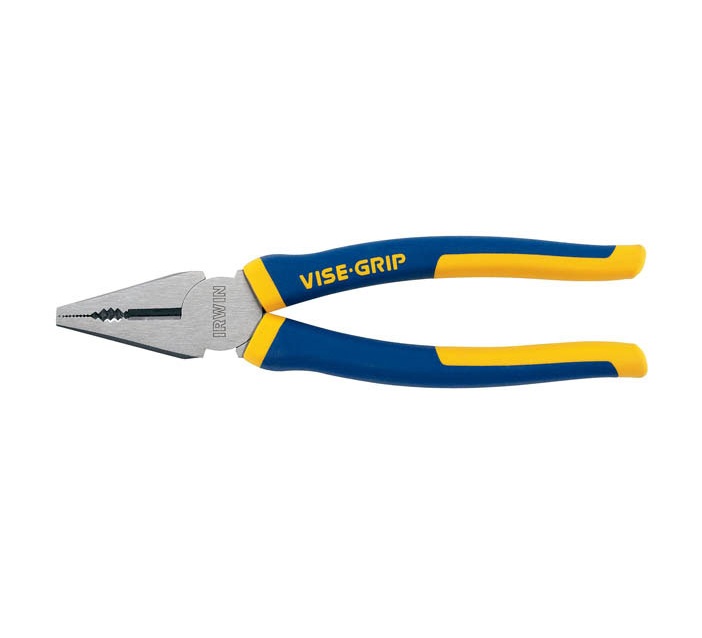 Плоскогубцы Irwin Vise-Grip, 150 мм10505875 Плоскогубцы Irwin Vise-Grip, 150 мм10505875Плоскогубцы Irwin предназначены для захвата, зажима и удержания мелких деталей. Закаленная режущая кромка дольше остается острой. Хром никелевая сталь для большей прочности и силы резания. Литая компонентная рукоятка. Плоскогубцы Irwin имеют прочные зубья, которые долго остаются острыми. Рукоятка ProTouch спроектирована для комфортной работы и обеспечивает меньшую усталость руки. Сертификаты TUV/GS подтверждают высокие стандарты производства комбинированных плоскогубцев Irwin Vise-Grip. Характеристики: Материал: сталь, пластик. Размер инструмента: 5,5 см х 1,7 см х 16 см. Размер в упаковке: 7,5 см х 2,8 см х 22,8 см.