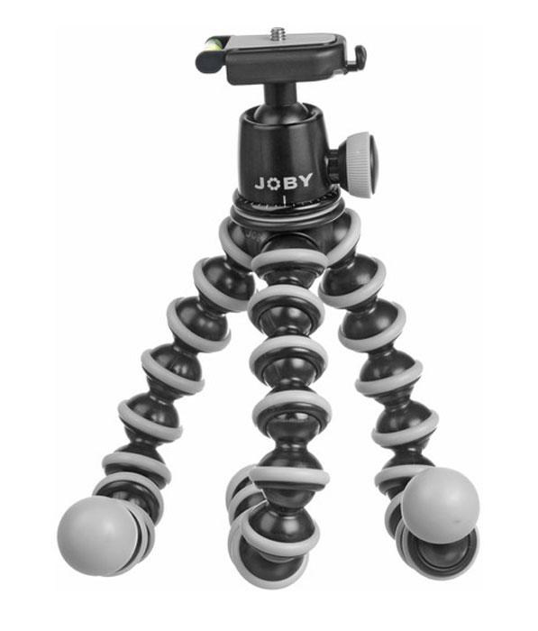 Joby GorillaPod SLR Zoom, Black Grey штатив с головкойJB00134-CEN Joby GorillaPod SLR Zoom, Black Grey штатив с головкойJB00134-CENУниверсальный штатив Gorillapod SLR-Zoom имеет три гибкие ножки, которые крепятся на любой выступ, будь то ветки, дверная ручка или неровная поверхность. Каждая из ножек может сгибаться и вращаться на 360 градусов, чтобы закрепиться вокруг объектов. На концах ножек имеются вставки из каучука, придающие штативу устойчивость. Имеет адаптируемый винт, с помощью которого можно крепить различные цифровые устройства.