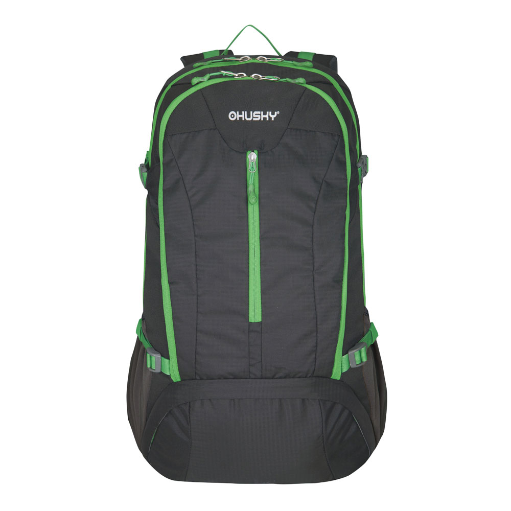 Рюкзак городской Husky Scampy 35, цвет: черныйУТ-000055301 Рюкзак городской Husky Scampy 35, цвет: черныйУТ-000055301Рюкзак городской Husky Scampy 35 с выгнутой спиной для повышенной вентиляции. Утолщённые и дышащие эргономичные плечевые лямки. Отделения закрываются на застежки-молнии. Также рюкзак имеет нагрудный и поясной ремни, держатель для гидратора, держатели для треккинговых палок и другой экипировки, накидку от дождя. Оснащен светоотражающими элементами. Характеристики:Размер рюкзака: 54 см х 33 см х 20 см. Объем рюкзака: 35 л. Материал: полиэстер 420D Ripstop W/P. Вес: 1180 г. Цвет: черный. Производитель: Чехия. Изготовитель: Китай. Артикул: УТ-000055301.