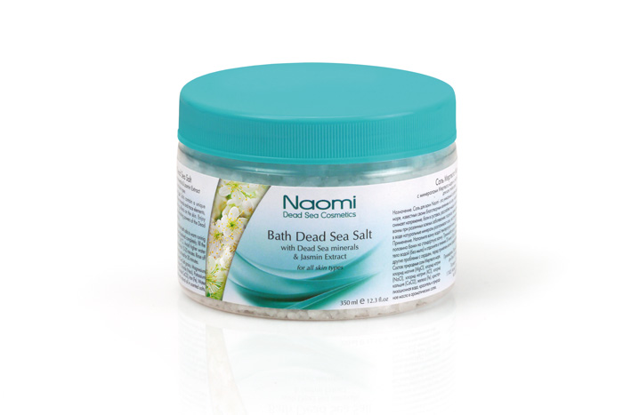 Naomi Соль Мертвого моря, с экстрактом жасмина, 350 млKM 0014 Naomi Соль Мертвого моря, с экстрактом жасмина, 350 млKM 0014Соль для ванн Naomi - это уникальное сочетание минералов и микроэлементов Мертвого моря, известных своим благотворным воздействием на кожу, нервную систему и организм в целом. Ванны с добавлением этой соли снимет напряжение, расслабят мышцы, успокоят нервную систему, смягчат кожу, будут полезны при псориазе, дерматите, экземе, себорее и т.д. Растворенные в воде натуральные минералы разглаживают кожу, восстанавливают ее естественный баланс. Характеристики:Объем: 350 мл. Артикул: KM 0014. Производитель: Израиль. Товар сертифицирован.