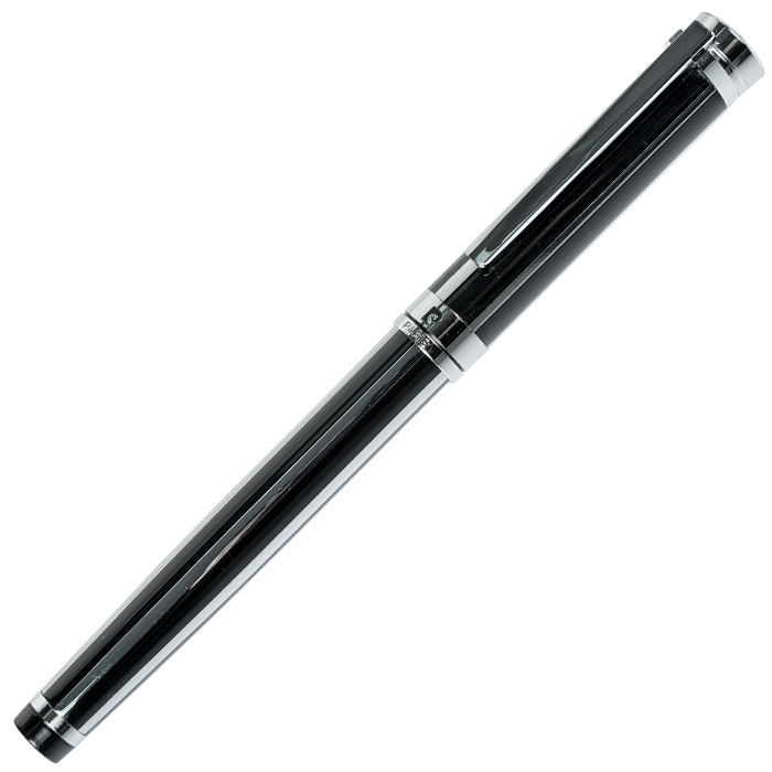 Ручка перьевая Pierre Cardin Mine II, цвет корпуса: матовый черный, серебристый. PC5101FPPC5101FP Ручка перьевая Pierre Cardin Mine II, цвет корпуса: матовый черный, серебристый. PC5101FPPC5101FPРучка Pierre Cardin Mine II с открытым пером, состоит из корпуса, поршневого конвертора, картриджа для чернил и металлического раздвоенного пера. Корпус ручки выполнен из латуни с лаковым покрытием матового черного цвета и декорирован продольными полосами с зеркальным хромированным покрытием. Отдельные детали корпуса имеют хромированное покрытие. На кольце колпачка гравировка с логотипом Pierre Cardin.Перо выполнено из нержавеющей стали с золотистым покрытием и украшено гравировкой.Приток чернил в ручке контролируется точно сконструированной системой подачи и сбора чернил. Ручка снабжена поршневым конвертором для заправки чернилами из флакона. Также можно пользоваться чернильным картриджем (входит в комплект).Картридж запаян полиэтиленовой крышкой.Ручка упакована в фирменный футляр с логотипом компании Pierre Cardin. В футляре предусмотрено дополнительное отделение, в котором расположен поршневой конвертор, картридж с чернилами и инструкция на русском языке.Эксклюзивная перьевая ручка Pierre Cardin Mine II подчеркнет стиль и элегантность ее владельца и станет превосходным подарком ценителю изящества роскоши.Ручка - это не просто пишущий инструмент, это - часть имиджа, наглядно демонстрирующая статус, характер и образ жизни ее владельца. Характеристики: Материал корпуса: латунь. Покрытие: лак. Отделка корпуса: хром. Цвет корпуса: матовый черный, серебристый. Материал пера: нержавеющая сталь. Длина ручки без колпачка: 11,7 см. Длина ручки с колпачком: 13,8 см. Диаметр ручки: 1,1 см. Длина поршневого конвертера: 7 см. Объем картриджа: 0,75 мл. Длина картриджа: 3,9 см. Максимальный диаметр картриджа: 0,7 см. Посадочные диаметры картриджа (наружный/внутренний): 0,4/0,3 см. Линия письма: средняя (M). Цвет чернил: черный. Размер футляра: 19,5 см x 8 см x 4 см. Гарантия производителя: 2 года. Производитель: Франция. Артикул: PC5101FP. Коллекция пишущих инструментов Pierre Cardin - это элегантные, поражающие разнообразием и изысканностью стилей ручки, являющие собой бесконечное очарование. Классические и современные, различных форм, цветовых гамм и покрытий, ручки Pierre Cardin удовлетворят самый изысканный вкус, а их техническое совершенство предоставит полную свободу выбора той модели, которая будет соответствовать стилю письма и образу жизни ее обладателя.