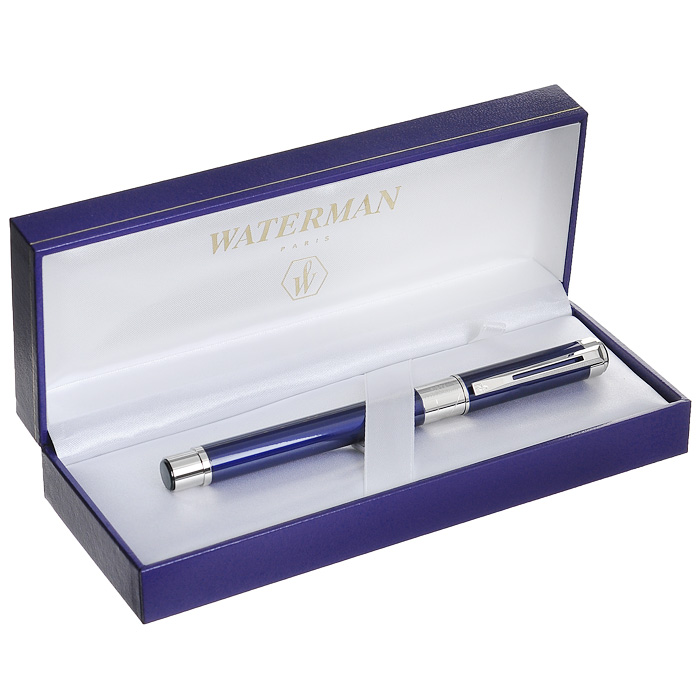 Ручка перьевая Waterman Perspective Blue CT, цвет корпуса: синийS0830940 Ручка перьевая Waterman Perspective Blue CT, цвет корпуса: синийS0830940Ручка Waterman Perspective Blue CT с открытым пером, состоит из корпуса, картриджа для чернил и металлического раздвоенного пера. Корпус ручки выполнен из латуни с многослойным лаковым покрытием синего цвета. Отдельные элементы дизайна имеют никеле-палладиевое покрытие.Перо из нержавеющей стали декорировано гравировкой и логотипом Waterman.Ручка имеет картриджную систему заправки, она оснащена унифицированным посадочным местом на верхней части фидера, куда устанавливается стандартный картридж с чернилами (входит в комплект). Картридж запаян полиэтиленовой крышкой.Ручка упакована в фирменный футляр с логотипом компании Waterman. В футляре предусмотрено дополнительное отделение, в котором расположен международный гарантийный талон и картридж с чернилами.Эксклюзивная перьевая ручка Waterman Perspective Blue CT подчеркнет стиль и элегантность ее владельца и станет превосходным подарком ценителю изящества роскоши.Ручка - это не просто пишущий инструмент, это - часть имиджа, наглядно демонстрирующая статус, характер и образ жизни ее владельца. Характеристики: Материал корпуса: латунь. Покрытие: лак. Цвет корпуса: синий. Отделка: никеле-палладиевое покрытие. Материал пера: нержавеющая сталь. Длина ручки без колпачка: 12,1 см. Длина ручки с колпачком: 13,9 см. Диаметр ручки: 1,2 см. Объем картриджа: 1,7 мл. Длина картриджа: 7,5 см. Максимальный диаметр картриджа: 0,7 см. Посадочные диаметры картриджа (наружный/внутренний): 0,55/0,35 см. Линия письма: тонкая (F). Цвет чернил: синий. Размер футляра: 17,5 см x 6,5 см x 3,5 см. Гарантия производителя: 3 года. Производитель: Франция. Артикул: S0830940. Создавая свою марку, основатели Waterman соединили вековые традиции и новаторский подход в технологии производства, классику и современность в дизайне. Соединяя и переплетая противоположности, Waterman удивительным образом превращает их в гармоничные стильные сочетания. Так появляются элегантные, поражающие разнообразием и изысканностью стилей ручки Waterman.Классические и современные, различных форм, цветовых гамм и покрытий, пишущие инструменты Waterman удовлетворят самый изысканный вкус, а их техническое совершенство дает полную свободу выбрать ту модель, которая соответствует вашему стилю письма и образу жизни.Waterman - это больше, нежели просто красивые письменные принадлежности. Они обладают высочайшим качеством и, как зеркало, отражают индивидуальность своего владельца.