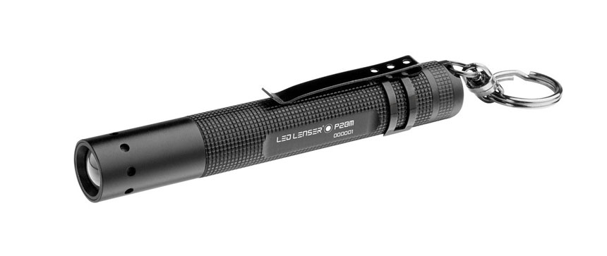 Светодиодный фонарь LED Lenser P2-BM, цвет: черный8402 Светодиодный фонарь LED Lenser P2-BM, цвет: черный8402Светодиодный фонарь LED Lenser P2-BM, с системой сфокусированного синего луча Blue moon. Система быстрой фокусировки. Фонарь оснащен системой AFS (изменяемая фокусировка одним движением руки), благодаря которой вы сможете освещать предметы, как на большом расстоянии, так и вблизи, мгновенно переключая режимы. Светодиоды имеют ресурс более 100 000 часов непрерывной работы. Они устойчивы к ударам и не перегорают, как лампы накаливания. Характеристики:Длина фонаря: 10,3 см. Дальность свечения: 25 м. Световой поток:16 Лм. Размер упаковки: 15 см х 6 см х 5 см. Количество светодиодов:1. Артикул: 8402.Гарантийный срок 5 лет. Возврат товара возможен только через сервисный центр.Гарантийный центр:м. ВДНХ, Ботанический сад129223, г. Москва, Проспект Мира, 119, ВВЦ, строение 323+7 495 974 3494service@omegatool.ruВремя работы сервисного центра: Пн-чт: 10.00-18.00Пт: 10.00- 17.00Сб, Вс: выходные дни