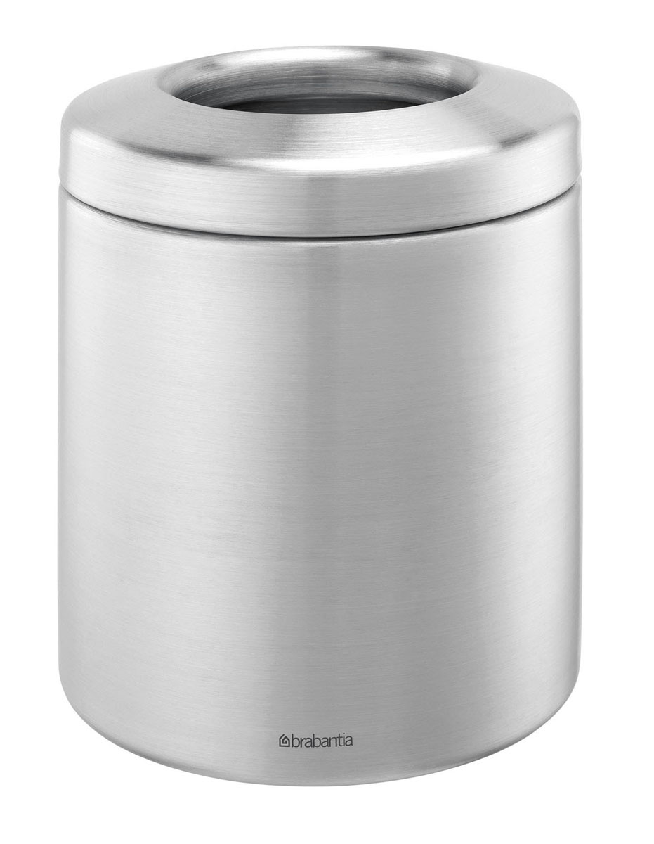 Контейнер для мусора Brabantia, настольный, цвет: стальной матовый, 1 л. 297960297960 Контейнер для мусора Brabantia, настольный, цвет: стальной матовый, 1 л. 297960297960Стильное, компактное и эстетичное решение для сбора мусора на Вашем столе – всегда опрятный стол. Легко освобождается от мусора и моется – съемная металлическая крышка. Контейнер можно мыть в посудомоечной машине. Изделие может использоваться в офисах, на предприятиях общественного питания и в различных учреждениях. Прочное долговечное изделие – корпус и крышка изготовлены из бесшовной нержавеющей стали.
