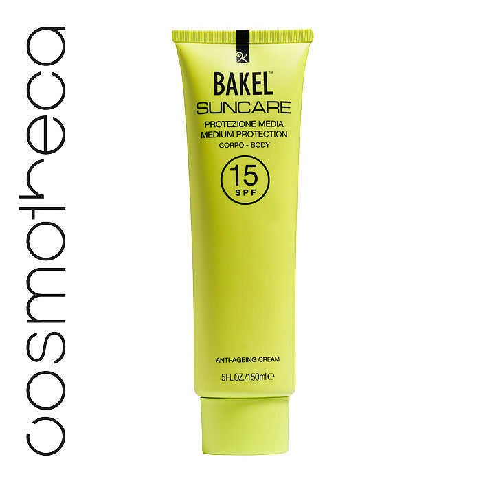 Bakel Крем Suncare для тела, солнцезащитный, антивозрастной, SPF 15, 150 млSUNB15 Bakel Крем Suncare для тела, солнцезащитный, антивозрастной, SPF 15, 150 млSUNB15Крем для тела Bakel Suncare с УФ-фильтрами.Наличие в составе силанола наряду с общим омолаживающим эффектом предотвращает образование свободных радикалов, а также улучшает тонус и эластичность кожи.Гамамелис и ромашка обладают успокоительным действием и препятствуют покраснению кожи. Масло баобаба глубоко питает кожу и уменьшает окислительное повреждение от солнечного облучения. Вода гамамелиса виргинского - успокаивающее действие, антиоксидант; Диэтилгексил карбонат и этилгексилпальмитат - увлажнение;Олеил олеат - питание; Оксид цинка - защита от УФ-лучей;Диоксид титана - защита от УФ-лучей; Глицерин - питание; Этилгексилметоксициннамат - защита от УФ-лучей; Каприловый/каприновый триглицерид - питание; Метилсиланол маннуронат - антивозрастное действие, укрепление; Глицерил стеарат и изононилизононаноат - увлажнение; Октокрилен - защита от УФ-лучей; Лаурат сахарозы - увлажнение; Оливковое масло - питание, антивозрастное действие; Гидрогенизированное оливковое масло - питание; Масло баобаба - антивозрастное действие, укрепление;Масло цветков ромашки - успокаивающее действие; Диоксид кремния (источник минералов) - защита; Ксантановая смола - увлажнение; Глицерил каприлат и глицерил больденона - увлажнение. Характеристики:Объем: 150 мл. Товар сертифицирован.