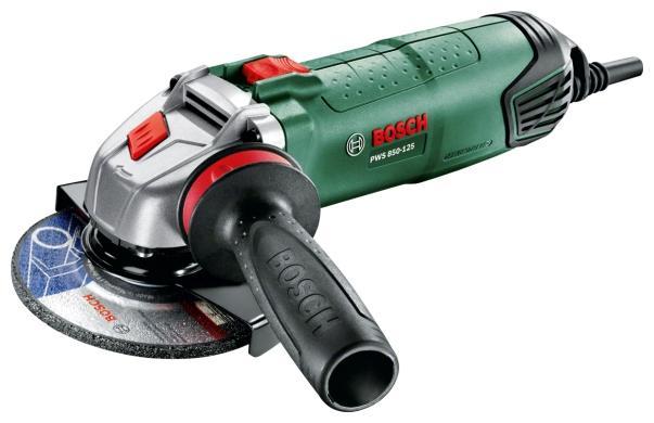 Угловая шлифмашина Bosch PWS 850-125 (06033A2720)PWS 850-125 Угловая шлифмашина Bosch PWS 850-125 (06033A2720)PWS 850-125Описание: Болгарка Bosch PWS 850-125Углошлифовальная машина Bosch PWS 850-125 предназначена для шлифования, резания или зачистки твердых металлов и бетона. Основная сфера его использования – строительно-ремонтные работы и обработка материалов в небольших мастерских. Компактный корпус устройства и небольшой вес позволяют уверенно управлять движением машины и обеспечивают высокую точность при выполнении работ. Благодаря удобной регулировке защитного кожуха и наличию у него кодировки от неправильной установки, значительно повышается безопасность оператора при работе с данным инструментом. Возможность установки дополнительной антивибрационной рукоятки с любой стороны делает использование данной шлифовальной машины одинаково удобным как для левшей, так и для правшей. Реализованная в устройстве блокировка шпинделя делает замену диска простой и легкой процедурой, не требующей использование дополнительных инструментов. Благодаря использованию в данном инструменте запатентованной системы Dust Protection, предотвращающей забивание подшипника образующейся во время работы пылью, шлифовальная машина имеет увеличенный срок эксплуатации и повышенную производительность.