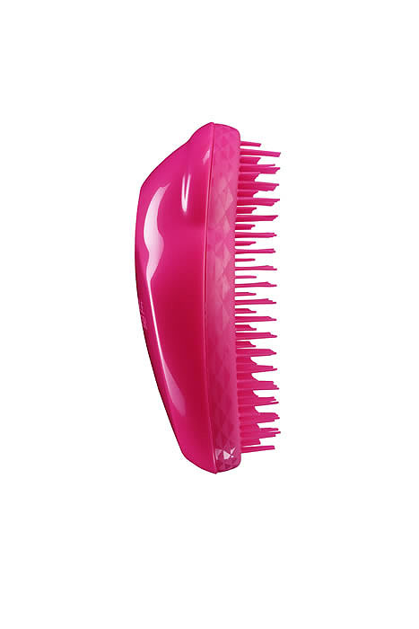 Tangle Teezer Расческа для волос The Original. Pink FizzNO-HH-011012 Tangle Teezer Расческа для волос The Original. Pink FizzNO-HH-011012Профессиональная распутывающая расческа Tangle Teezer The Original Pink Fizz идеально подходит для всех типов волос. Оригинальная формазубчиков обеспечивает двойное действие и позволяет быстро и безболезненно расчесать влажные и сухие волосы. Благодаря эргономичномудизайну, расческу удобно держать в руках, не опасаясь выскальзывания.Товар сертифицирован.