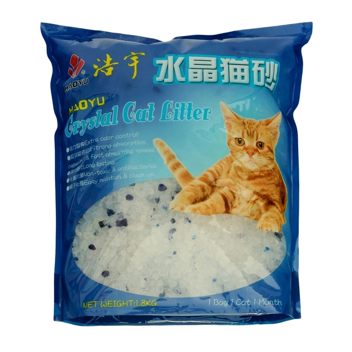 Наполнитель для кошачьего туалета Haoyu Crystal Cat Litter, силикагелевый, 1,8 кг600015 Наполнитель для кошачьего туалета Haoyu Crystal Cat Litter, силикагелевый, 1,8 кг600015Силикагелевый наполнитель Haoyu Crystal Cat Litter - это уникальный продукт на рынке наполнителей для кошачьих туалетов. Основной компонент наполнителя - диоксид кремния. Наполнитель не растворяется в воде и не содержит пыли, способной вызвать аллергию у людей и животных. Сильная адсорбирующая способность силикагелевой основы наполнителя позволяет получить огромный коэффициент влагопоглощения - более 80%. При этом наполнитель вследствие его пористой структуры под действием влаги не размокает, а впитывает ее таким образом, что поверхность наполнителя остается сухой. Кроме влаги наполнитель Haoyu Crystal Cat Litter способен поглощать практически все бактерии, а также молекулы, создающие неприятный запах. Это свойство наполнителя купировать запахи, бактерицидный эффект, а также способность поверхностного слоя наполнителя оставаться сухим особенно важны в тех случаях, когда лоток используется несколькими животными. Состав: диоксид кремния. Объем: 1,8 л.