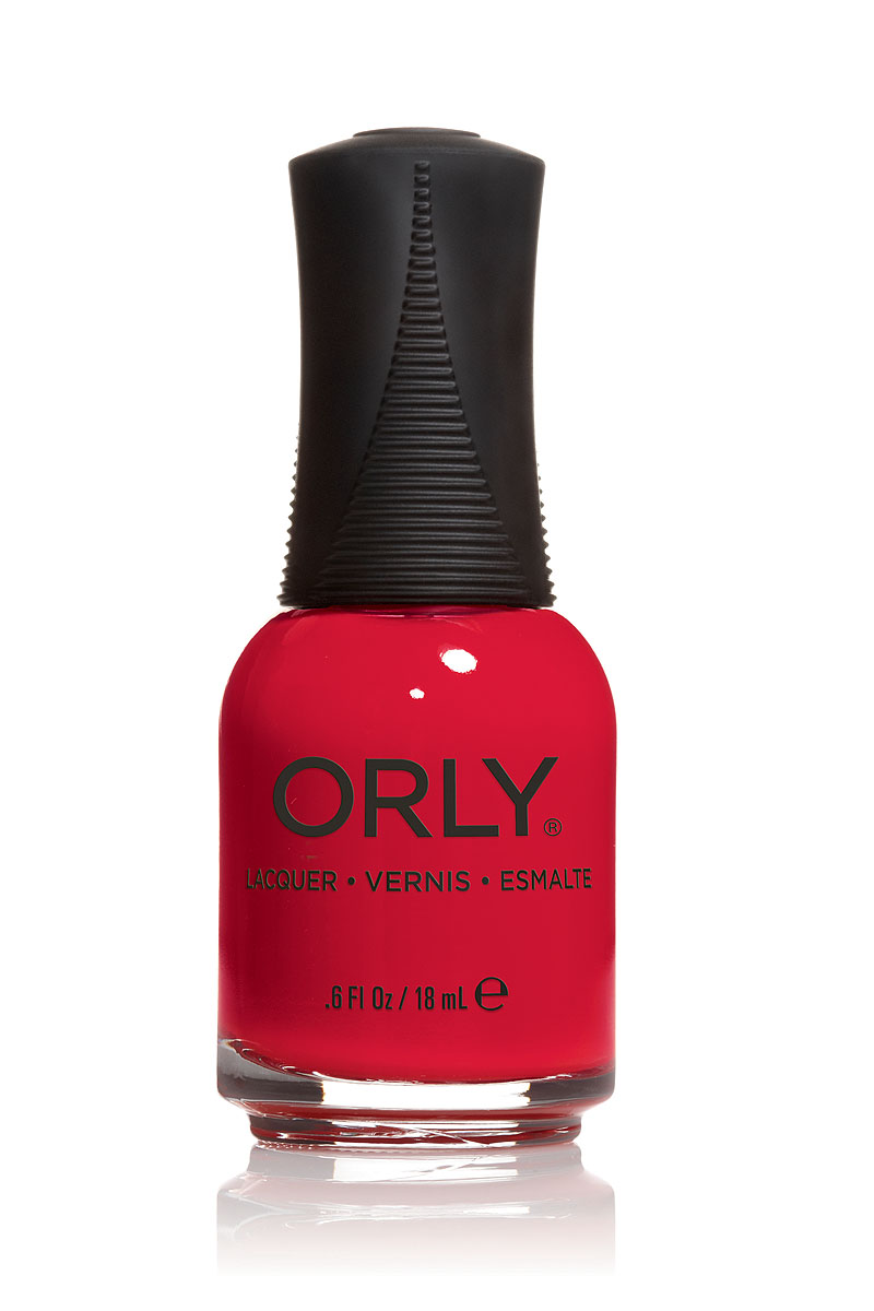 Orly Лак для ногтей Secret Society, тон: № 810 Risque Encounter, 18 мл20810 Orly Лак для ногтей Secret Society, тон: № 810 Risque Encounter, 18 мл20810Элегантные, манящие, изысканные, чарующие - именно такие цвета составляют базовую коллекцию лаков для ногтей Orly. Широкий спектр тонов разнообразных оттенков позволяет удовлетворить самые изысканные вкусы и менять цвет ногтей хоть два раза в день. Вы можете выбрать какой угодно вариант гардероба - палитра лаков Orly позволит подобрать оттенок на любой случай и для любого настроения. Плюс ко всему приятно осознавать, что ваши ногти покрыты лаком фирмы, пользующейся репутацией одной из лучших среди специалистов ногтевого сервиса и на протяжении тридцати лет занимающейся разработкой и производством средств по уходу за натуральными ногтями. При этом останавливаться на достигнутом в Orly не собираются. Коллекция лаков Secret Society от компании Orly будет держать в секрете все тайны красоты каждой женщины. Искрящиеся обольстительные оттенки привлекают праздничным блеском и своей неординарностью. С ними любая представительница прекрасного пола почувствует себя таинственной незнакомкой на маскарадном балу.Способ применения:нанести 1-2 слоя лака поверх базового покрытия. Завершить маникюр с помощью верхнего покрытия и сушки.Товар сертифицирован.
