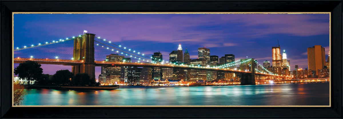 Постер в раме Postermarket Бруклинский мост, 95 х 33 смPM-3302 Постер в раме Postermarket Бруклинский мост, 95 х 33 смPM-3302Картина для интерьера (постер) - современное и актуальное направление в дизайне любых помещений.Постер с красочным изображением Бруклинского моста оформлен в раму черного цвета, выполненную из пластика. Картина защищена прозрачным пластиком. С задней стороны имеются петельки для подвешивания к стене.Картина может использоваться для оформления любых интерьеров: - дом, квартира (гостиная, спальня, кухня, прихожая, детская); - офис (комната переговоров, холл, кабинет); - бар, кафе, ресторан или гостиница. Картины, предоставляемые компанией Постермаркет:- собраны вручную из лучших импортных комплектующих; - надежно упакованы в пленку с противоударными уголками.