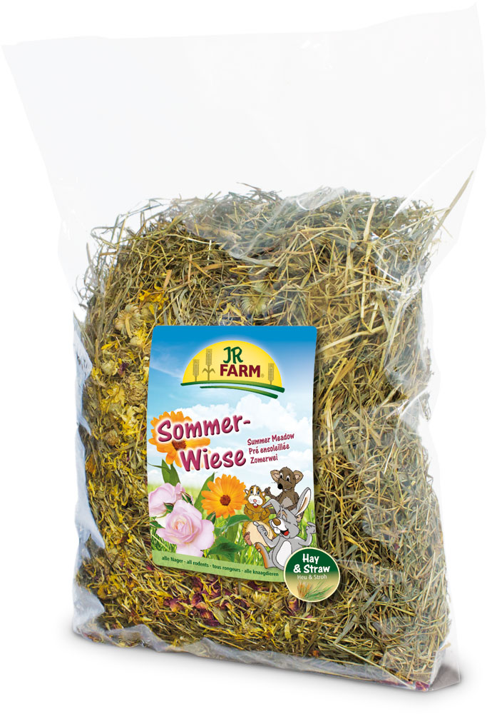 Сено для грызунов JR Farm Цветочный луг, 500 г25613 Сено для грызунов JR Farm Цветочный луг, 500 г25613Растительный корм для кроликов и других грызунов JR Farm Цветочный луг изготовлен из нежно высушенных трав альпийского луга с очень высоким содержанием листьев. Сено обогащено злаковыми травами и цветками. Сено из натуральных трав - обязательный грубый корм в рационе карликовых кроликов и морских свинок, и оно должно быть всегда в свободном доступе и необходимом объеме для животного.Состав: сено, календула, лепестки роз. Пищевая ценность: белок - 12,6%, жиры - 3,1%, клетчатка - 24,3%, зола - 7,7%.Вес: 500 г.Товар сертифицирован.Уважаемые клиенты! Обращаем ваше внимание на то, что упаковка может иметь несколько видов дизайна. Поставка осуществляется в зависимости от наличия на складе.