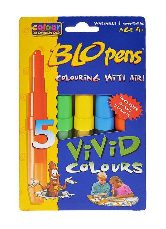 Набор фломастеров Centropen Blopens Vivid, с трафаретом, 5 цветов09-4286 Набор фломастеров Centropen Blopens Vivid, с трафаретом, 5 цветов09-4286Воздушные фломастеры Blopens - настоящие волшебные палочки для юных художников! Фломастеры типа блопен рисуют с помощью воздуха.Просто целься, а затем дуй и получишь неповторимый эффект на бумаге!Ребенок дует в трубочку, заполненную краской, - и лист бумаги или кусок ткани покрывается мелкими точечками. Поменял блопен - и к точкам одного цвета прибавляются другие! Необычный эффект получается, если распылять друг на друга различные цвета, или провести по рисунку влажной кисточкой. Если снять оба колпачка, получается обычный фломастер для рисунка тонкими линиями.Работа с воздушными фломастерами не только разовьет художественный вкус ребенка, но и укрепит дыхательную систему. Характеристики: Длина фломастера:16 см. Размер упаковки: 20,5 см х 12 см х 2 см. Изготовитель:Чехия. Меры предосторожности:Не распыляйте слишком близко к поверхности листа.Всегда тщательно закрывайте блопены.При распылении делайте периодические перерывы.Используйте только для рисования на бумаге.