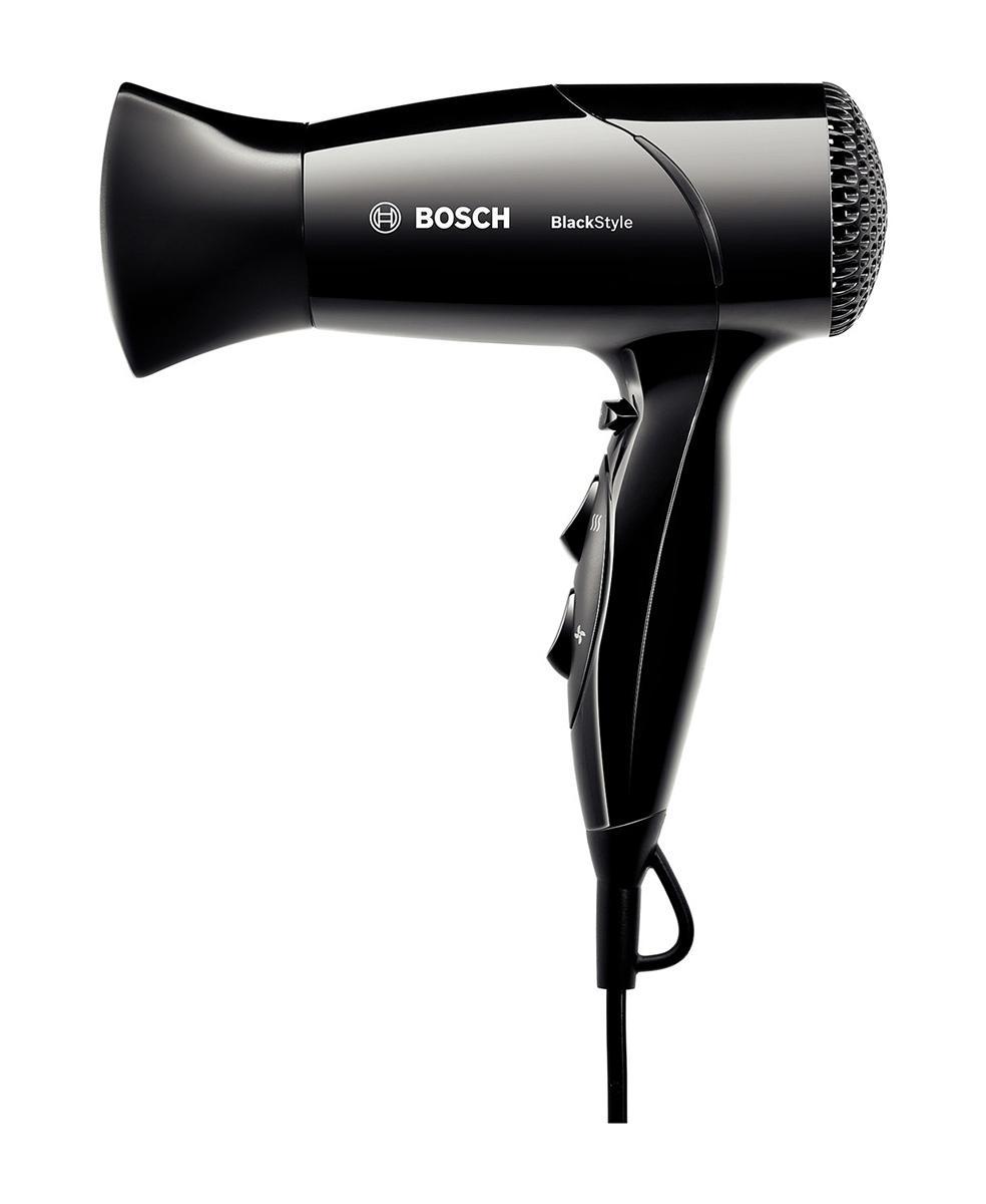 Bosch PHD 2511B, Black фенPHD2511B Bosch PHD 2511B, Black фенPHD2511BКомпактный фен Bosch PHD 2511B мощностью 1800 Вт быстро высушит волосы или поможет вам сделать красивую укладку в домашних условиях. Из интересных особенностей BOSCH PHD 2511B хотелось бы отметить отдельные скользящие переключатели для режимов подачи воздуха и температурных режимов, функцию термозащиты, эргономичный дизайн и петельку для подвешивания фена. Кроме этого, есть функция подачи холодного воздуха и насадка-концентратор.