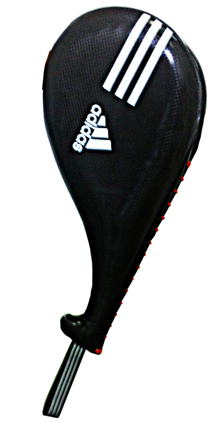 Ракетка для тхэквондо двойная Adidas Double Target Mitt, цвет: черный. Размер SadiTDT01 Ракетка для тхэквондо двойная Adidas Double Target Mitt, цвет: черный. Размер SadiTDT01Двойная ракетка Adidas Double Target Mitt предназначена для тренировочных занятий по тхэквондо и другим единоборствам. Выполнена из полиуретана. Удобная рукоятка упрощает работу с ракеткой. Оснащена ремешком.