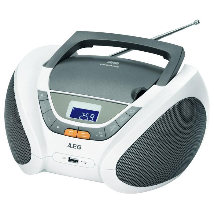 AEG SR 4358, White аудиомагнитолаSR 4358 weiss AEG SR 4358, White аудиомагнитолаSR 4358 weissAEG SR 4358 - стильная и компактная магнитола с ЖК-дисплеем и различными вариантами цветового исполнения. Благодаря отсеку для батареек, устройство можно брать с собой в дорогу или на пикники. Для прослушивания ваших любимых радиостанций предусмотрен встроенный цифровой PLL и FM/AM-тюнер, а также телескопическая антенна. Магнитола имеет разъемы USB и AUX для подключения дополнительных устройств.Потребляемая мощность: 9 ВтЭлементы питания: 6 х 1.5 В (UM2) (в комплект не входят)