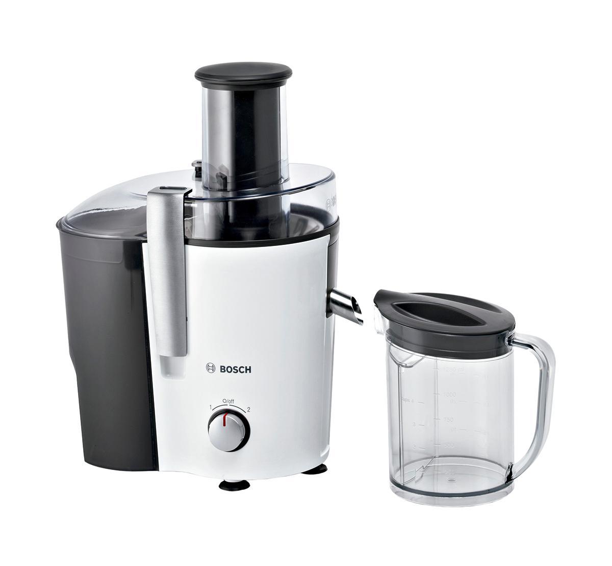Bosch MES 20A0 соковыжималкаMES20A0 Bosch MES 20A0 соковыжималкаMES20A0Соковыжималка Bosch MES 20A0 - удобная мощная модель с легким пластиковым корпусом и большой круглой горловиной, в которую можно помещать небольшие фрукты целиком. Центрифуга соковыжималки выполнена из нержавеющей стали. Мякоть выбрасывается автоматически в съемный контейнер, который легко чистится и моется. Для отжима мягких и твердых плодов в данной модели предусмотрено 2 скорости работы. Соковыжималка Bosch MES 20A0 снабжена системой Active motor management, которая препятствует разбрызгиванию сока и предотвращает получение травм от вращающегося металлического фильтра: при открывании крышки во время работы вращение фильтра немедленно прекращается. 4 прорезиненные ножки-присоски не позволяют соковыжималке двигаться по рабочей поверхности в процессе приготовления сока.