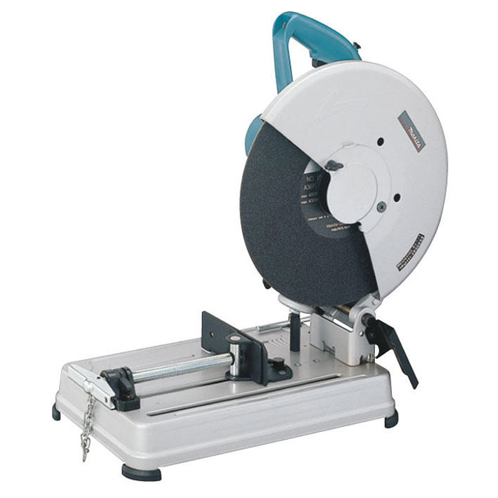 Пила монтажная Makita 2414NB120083 Пила монтажная Makita 2414NB120083Монтажная пила Makita 2414 NB используется для резки металла и ПВХ. Для безопасной работы предусмотрен специальный ограничитель - противоискровый экран, предохраняющий от контакта инструмента с рабочей поверхностью. Пильный диск накрыт прочным кожухом - для защиты пользователя. Фиксация вала - для быстрой замены пильного диска. Аппарат отличается небольшими размерами иимеет двойную изоляцию. В комплекте: отрезной круг, торцовочный ключ, коробка.