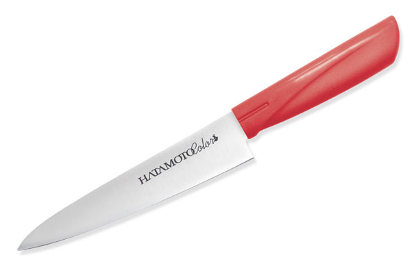 Нож универсальный Hatamoto Color, цвет: красный, длина лезвия 15 см3012-RED Нож универсальный Hatamoto Color, цвет: красный, длина лезвия 15 см3012-REDУниверсальный нож Hatamoto Color выполнен из высокоуглеродистой стали 1К6 и прошел дополнительную криообработку при температуре - 70°С, что обеспечивает дополнительную гибкость и однородность структуры для более продолжительного удержания режущей кромки при работе. Рукоятка ножа изготовлена из высококачественного пластика. Тыльная сторона рукояти гладкая, что уменьшает напряжение и увеличивает комфорт при работе, а внутренняя сторона выполнена зернистой, для более цепкого хвата даже в мокрых и намасленных руках, что предотвратит травмы на кухне. Такой нож прекрасно подойдет для очистки, разделки и нарезки фруктов, овощей и мяса. Ножи Hatamoto Color обладают уникальной геометрией клинков, а также в процессе производства подвергаются инновационным способам обработки стали, что на выходе позволило создать ножи в сегменте эконом класса, но с характеристиками клинков ни чем не уступающих профессиональным, а порой превосходящих их по качеству и плавности реза. Общая длина ножа: 25,5 см.Правила эксплуатации: - Хранить нож следует в сухом месте. - После использования, промойте нож теплой водой и протрите насухо. - Оставление ножа в загрязненном состоянии может привести к образованию коррозии. Запрещается: - Мыть нож в посудомоечной машине. - Хранить ножи в одной емкости со столовыми приборами. - Резать на твердых поверхностях: каменных столешницах, керамических тарелках, акриловых досках. - Запрещается нецелевое использование ножа: вскрывать консервные банки, разрезать кости, скоблить твердые поверхности, резать замороженные продукты. Правка производится легкими движениями на водном камне или мусате. Заточка ножа - сложный технологический процесс, должен производиться профессионалом на специальном оборудовании. Услуга по заточке ножа предоставляется специалистами компании «Тоджиро». Уважаемые клиенты! В случае несоблюдения правил эксплуатации, нож не подлежит гарантийному обслуживанию.