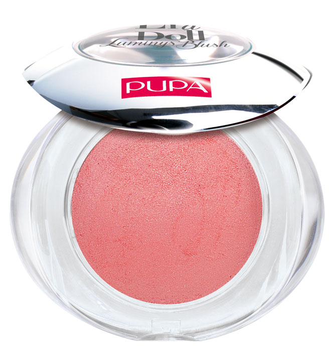 PUPA Запеченные румяна тон 203 Нежный бежево-розовый Like A Doll,3,5 гр.050007203 PUPA Запеченные румяна тон 203 Нежный бежево-розовый Like A Doll,3,5 гр.050007203LIKE A DOLL LUMINYS BLUSHЗапеченные Румяня с Эффектом Сияния Фарфоровая кожа, как у куколки! Яркий цвет и необыкновенное сияние! Мягкая шелковистая текстура, обогащенная мелкими драгоценными жемчужинками, подсвечивает кожу и придает лучезарность. Подсвечивающий эффект рекомендуется для менее пористой, нормальной и сухой кожи, поскольку жемчужинки в составе румян делают поры заметнее. Низкий риск возникновения аллергии. Дерматологически тестированы. Без парабенов.