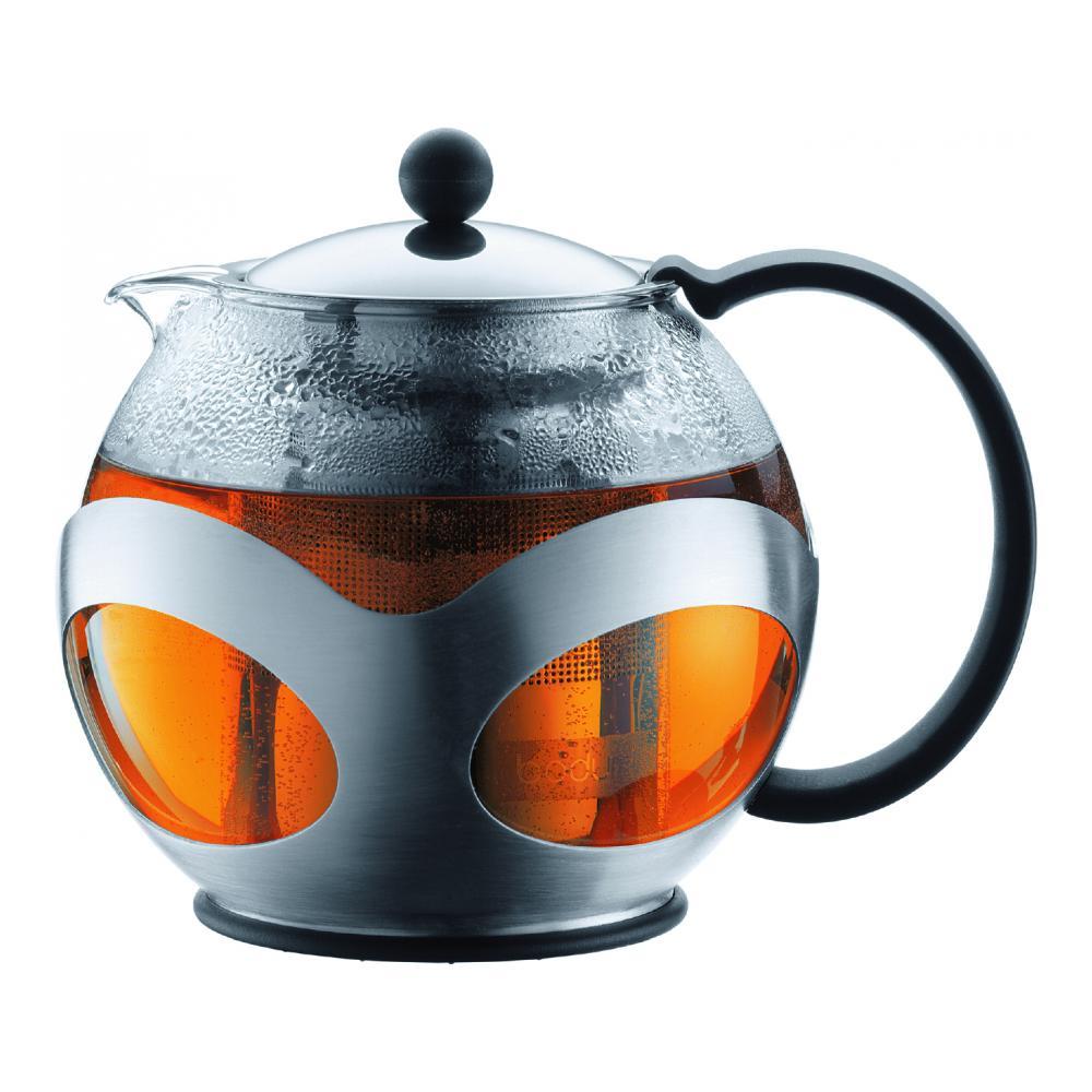 Френч-пресс Bodum Kenya, 500 мл10695-16 Френч-пресс Bodum Kenya, 500 мл10695-16Френч-пресс Bodum Kenya, выполненный из термостойкого стекла, послужит вам не только для приготовления чая, но и для подачи чая к столу. Благодаря резервуару из прозрачного стекла можно легко определить момент закипания воды, а также количество оставшегося чая в френч-прессе. Крышка и фильтр чайника, отделяющий чайные листья от воды, выполнены из высококачественной нержавеющей стали.Эстетичный и функциональный, с эксклюзивным дизайном, френч-пресс Bodum Kenya дополнит интерьер и придаст ему оригинальности.Высота чайника (с учетом крышки): 14 см.Диаметр основания: 8 см.Диаметр по верхнему краю: 8 см.