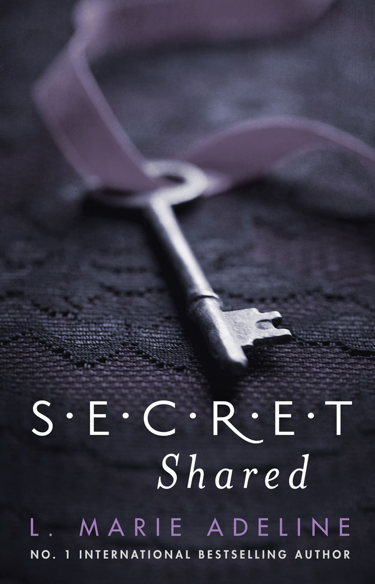 Secrets we share. Secrets revealed. Secrets we share. Приложение факт секрет. Девушки делятся секретами.