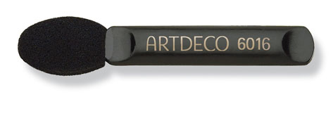 ARTDECO Аппликатор для теней Trio6016 ARTDECO Аппликатор для теней Trio6016Двойной аппликатор с разными наконечниками, подходит для двойного и трио-футляра.Для многоразового использования. Можно мыть.Товар сертифицирован.