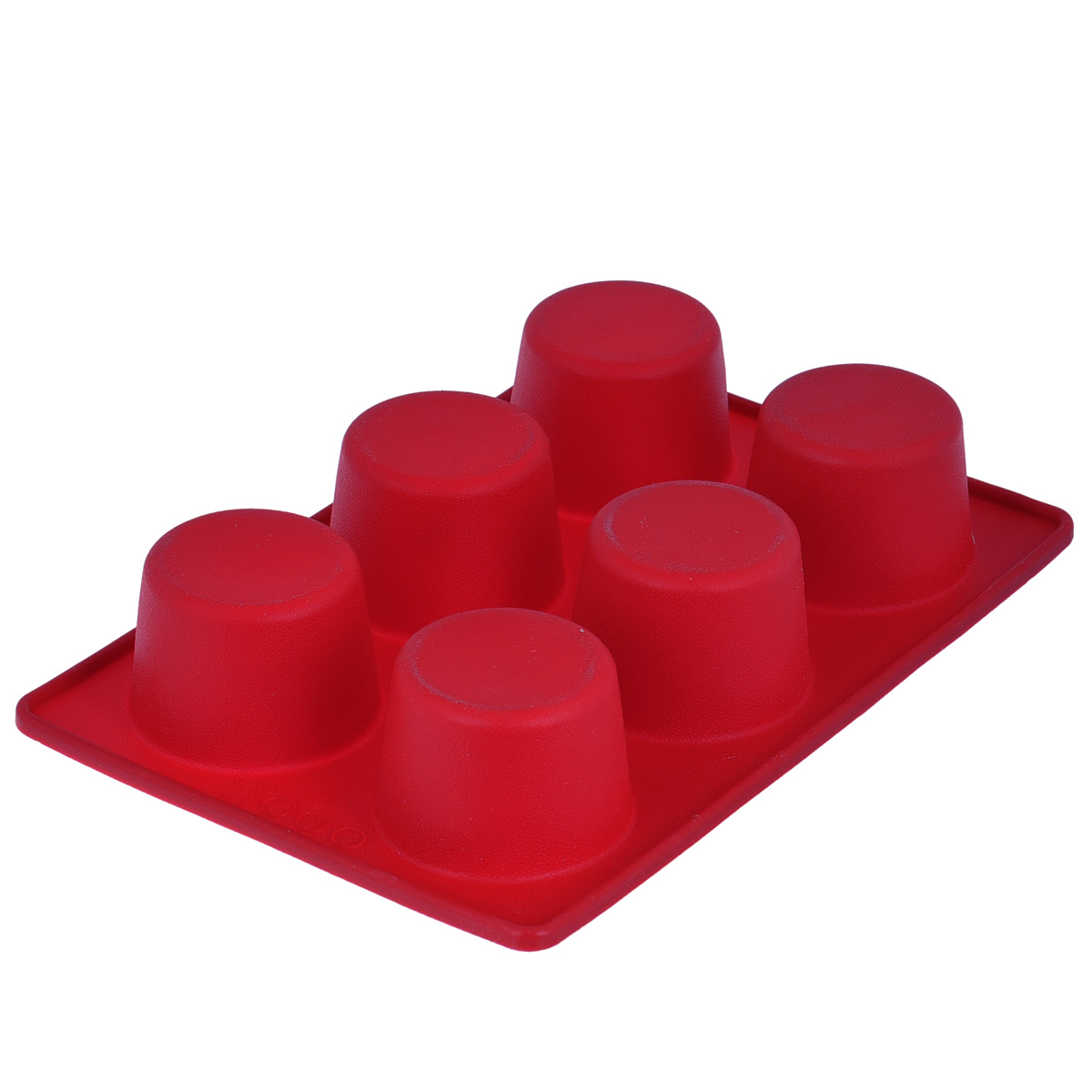 Форма для выпечки маффинов Tescoma Delicia Silicone, цвет: красный, 6 ячеек629332 Форма для выпечки маффинов Tescoma Delicia Silicone, цвет: красный, 6 ячеек629332Форма Tescoma Delicia Silicone будет отличным выбором для всех любителей выпечки. Благодаря тому, что форма изготовлена из силикона, готовую выпечку или мармелад вынимать легко и просто. Изделие выполнено в форме прямоугольника, внутри которого расположены 6 круглых ячеек. Форма прекрасно подойдет для выпечки маффинов.С такой формой вы всегда сможете порадовать своих близких оригинальной выпечкой. Материал изделия устойчив к фруктовым кислотам, может быть использован в духовках, микроволновых печах, холодильниках и морозильных камерах (выдерживает температуру от -40°C до 230°C). Антипригарные свойства материала позволяют готовить без использования масла.Можно мыть и сушить в посудомоечной машине. При работе с формой используйте кухонный инструмент из силикона - кисти, лопатки, скребки. Не ставьте форму на электрическую конфорку. Не разрезайте выпечку прямо в форме.