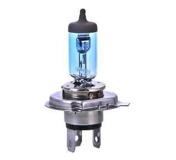 Комплект галогеновых ламп Koito Whitebeam H4, 12V, 60/55W, 3700 К, 2 штKoito H4 12V 60/55W (100/90W), Whitebeam Vwhite 3700K, 2 шт, P0746W Комплект галогеновых ламп Koito Whitebeam H4, 12V, 60/55W, 3700 К, 2 штKoito H4 12V 60/55W (100/90W), Whitebeam Vwhite 3700K, 2 шт, P0746WЛампы Koito Whitebeam обеспечивают на 50% более яркий и белый свет ваших фар, чем стандартные лампы. За счет уникальной технологии нанесения покрытия на колбу, свет ламп серии Whitebeam наиболее приближен к чисто белому свету холодного тона. Температура света ламп Koito Whitebeam составляет 3700К, гарантируя вам не только стильный вид фар вашего автомобиля, но и отличную освещенность в любую погоду. Эти лампы соответствуют всем нормам и стандартам.
