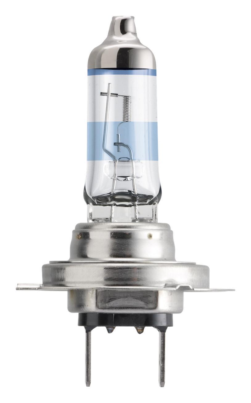Галогенная автомобильная лампа Philips X-treme Vision H7 12V-55W +130% света 2 шт. 12972XV+S212972XV+S2 Галогенная автомобильная лампа Philips X-treme Vision H7 12V-55W +130% света 2 шт. 12972XV+S212972XV+S2Галогенные автолампы Philips X-treme Vision H7 12972XV S2 Blister 2шт. - это максимальная светоотдача для максимальной видимости.Philips X-Treme Vision +100% - это максимальная мощность светового потока для максимальной видимости! Эта лампа достойна нового впечатляющего названия, так как она отражает принципиальную позицию компании Philips: безопасность!Philips X-Treme Vision +100% - это самая мощная по световому потоку лампа из всех галогеновых ламп стандартной мощности!. Современные водители всегда в движении и стремятся к безупречному качеству и мощности светового потока для безопасности и комфорта за рулем. Технология Philips задает тон в инновациях, отвечающих всем Вашим требованиям.Philips X-Treme Vision +100% - лампы, которые полностью соответствуют разрешениям использования в пластиковых линзах.Philips X-Treme Vision +100% - безопасное ночное вождение с наибольшей светоотдачей. Чем ярче и белее световой поток тем лучше он делает видимым автомобиль в ночное время, для пешеходов и других участников дорожного движения.Напряжение: 12 вольтСрок службы: 450 ч.