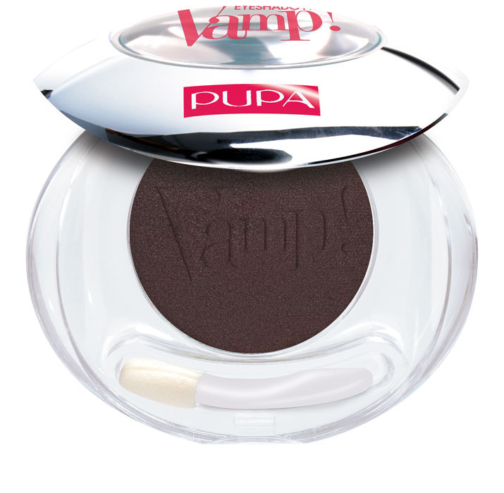 PUPA Компактные тени Vamp!, матовые, тон №105 шоколад, 2,5 г040012105 PUPA Компактные тени Vamp!, матовые, тон №105 шоколад, 2,5 г040012105Vamp! - компактные тени для век.Чистый цвет - безупречное нанесение. Взгляд звезды за несколько секунд. Vamp! Compact подарит вам чистейший, насыщенный цвет, равномерно распределяющийся при первом нанесении. Благодаря мягкой, кремовой текстуре тени легко наносятся и растушевываются, позволяя варьировать интенсивность тона. 24 ярких оттенка с высокой концентрацией пигментов и тремя различными эффектами - матовым, металлическим и глянцевым - созданы для бесконечного количества комбинаций цветов и всегда неповторимого образа Vamp! Результат? Несравнимый цвет и притягательный взгляд на целый день! Новый практичный формат pret-a-porter.Низкий риск возникновения аллергии. Офтальмологически тестированы.Товар сертифицирован.