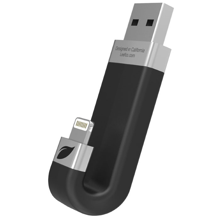 Leef iBridge 256GB, Black USB-накопительLIB000KK256R6 Leef iBridge 256GB, Black USB-накопительLIB000KK256R6Leef iBridge создан для расширения памяти на вашем iPhone, iPad, и iPod. Вам больше не придется удалять нужные файлы, освобождая место.Сохраняйте фото и видео прямо на Leef iBridge и никогда не упускайте самые яркие моменты в вашей жизни.Подключите Leef iBridge к своему iPhone или iPad и нажмите iBridge Камера в приложении Leef iBridge App и можете делать снимки.Благодаря Leef iBridge все ваши фильмы и музыка с библиотеки iTunes не займут ни одного мегабайта на вашем мобильном устройстве.В самолете или в машине во время семейной поездки загрузите вашу медиа библиотеку на iBridge и скучать вам больше не придется.Leef iBridge - доступное устройство для расширения памяти на вашем iPhone, iPad, и iPod. С ним вы сможете легко сохранять фотографии, видео и музыку и переносить их между устройствами Apple и ПК.