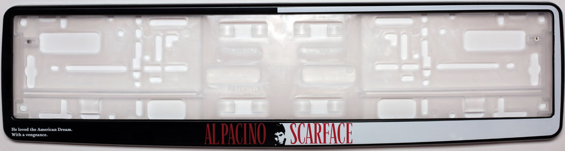 Рамка под номер ScarfaceЗ0000012280 Рамка под номер ScarfaceЗ0000012280Рамка Scarface не только закрепит регистрационный знак на вашем автомобиле, но и красиво его оформит. Основание рамки выполнено из полипропилена, материал лицевой панели - пластик.Она предназначена для крепления регистрационного знака российского и европейского образца, декорирована орнаментом и надписью Alpacino Scarface. Устанавливается на все типы автомобилей. Крепления в комплект не входят.Стильный дизайн идеально впишется в экстерьер вашего автомобиля.Размер рамки: 53,5 см х 13,5 см. Размер регистрационного знака: 52,5 см х 11,5 см.