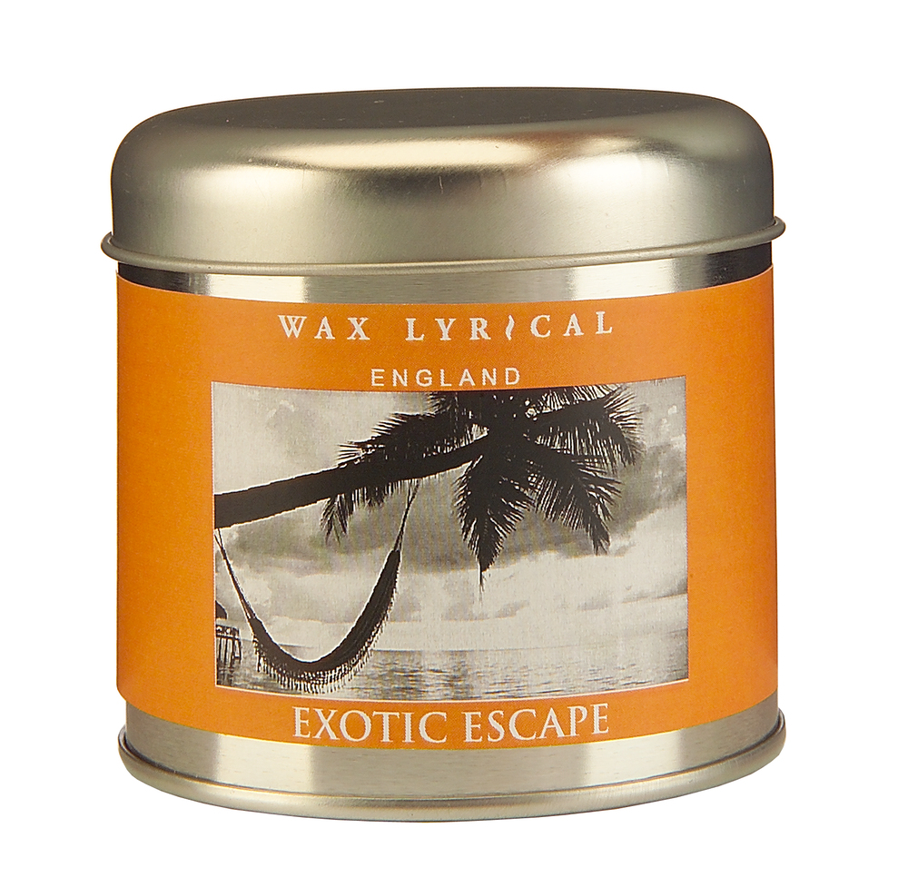Wax Lyrical Побег в экзотику ароматическая свеча в алюминии, 35 часовWLT8719 Wax Lyrical Побег в экзотику ароматическая свеча в алюминии, 35 часовWLT8719Аромат, переносящий на пустынный теплый экзотический остров: сочетание спелого ананаса, кокоса и маракуйи