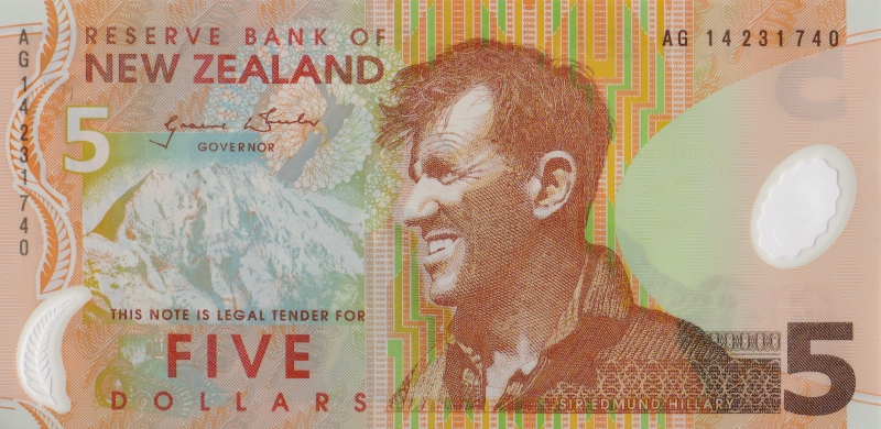Банкнота номиналом 5 долларов. Полимер. Новая Зеландия. 2014 год