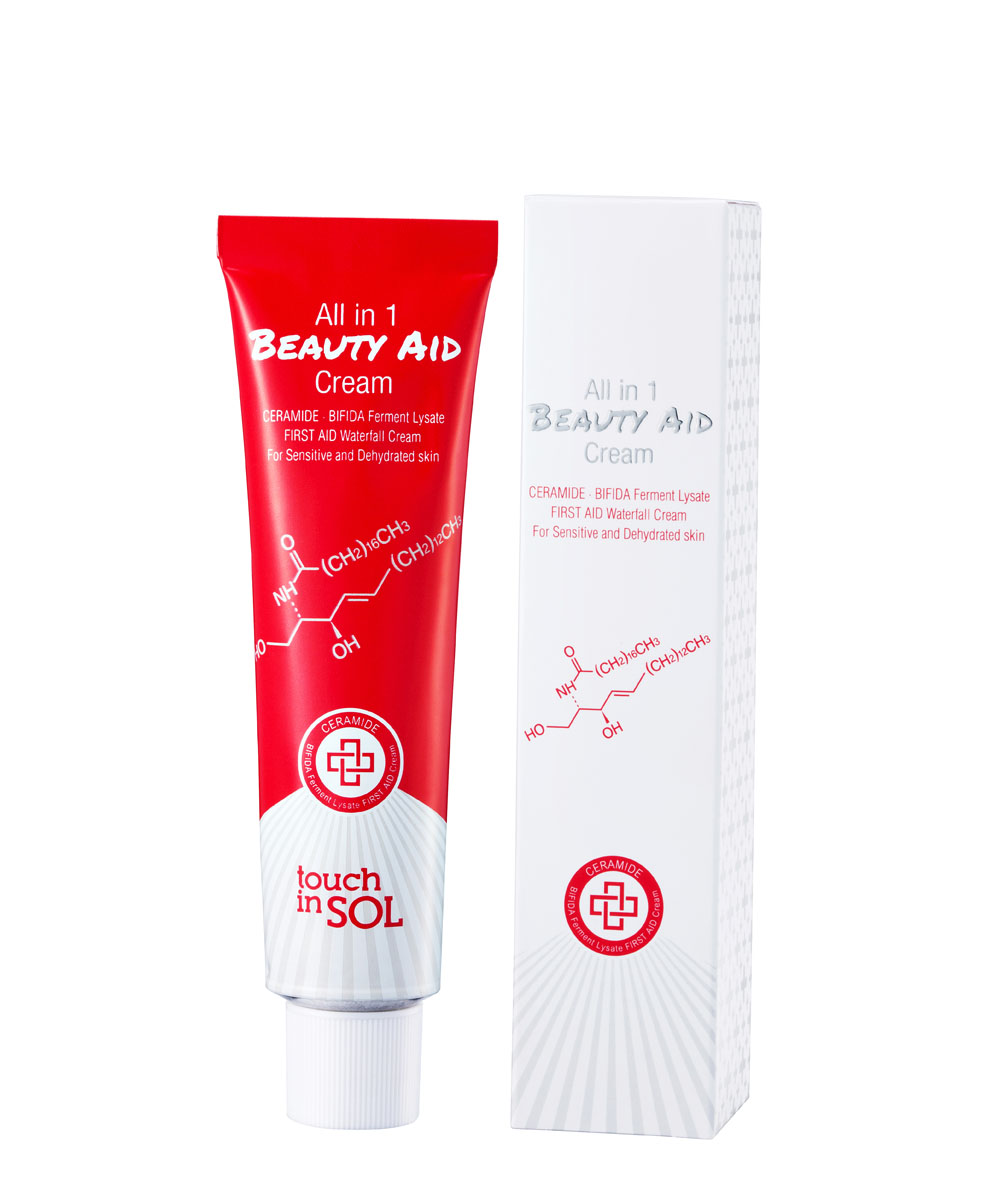 Touch in SOL Антивозрастной крем для сухой и чувствительной кожи Аll-in-one beauty AID, 75 млУТ000001332 Touch in SOL Антивозрастной крем для сухой и чувствительной кожи Аll-in-one beauty AID, 75 млУТ000001332Первая помощь по уходу за сухой кожей! Обогащенный влагой крем увлажняет кожу как изнутри, так и снаружи!Двойной эффект Гипер-увлажнения и Супер-питания. Сверх-увлажнение благодаря Церамиду 3. Крем успокаивает кожу за счет содержания экстракта Centella Asiatica. Повышает эластичность кожи при помощи CLR - Bifida ferment lysate . Обеспечивает поставку влаги и питательных веществ. Создает эффект тройной защиты, укрепляя кожу. Первая помощь для увлажнения сухой и чувствительной кожиКонсистенция:Мягкий как шелк кремМгновенно ощутимый эффект увлажнения и питания кожи при первом нанесенииВысоко концентрированный нежирный крем