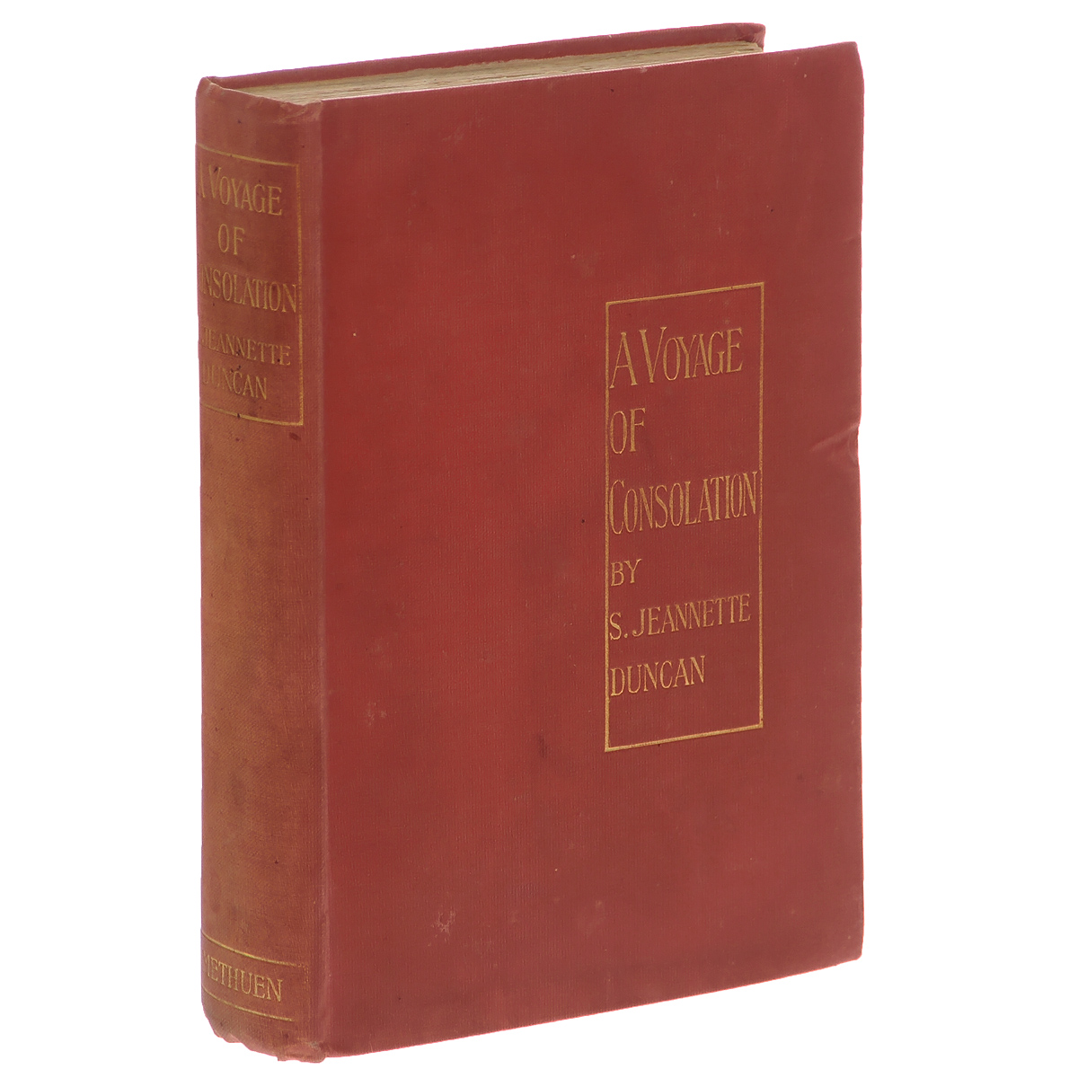 A Voyage of Consolation1074038 A Voyage of Consolation1074038Прижизненное издание.Лондон, 1898 год. Издательство Methuen & Co..С 8 иллюстрациями.Издательский переплет. Сохранность хорошая. Сохранена оригинальная обложка. На титульном листе владельческая подпись чернилами. Вниманию читателя предлагается сочинение индоамериканской писательницы Эверард Котс (настоящее имя Сара Джаннетт Дункан). Это продолжение книги An American Girl in London.Издание не подлежит вывозу за пределы Российской Федерации.