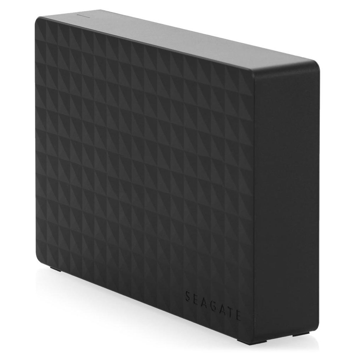 Seagate Expansion 2TB (STEB2000200) внешний жесткий дискSTEB2000200 Seagate Expansion 2TB (STEB2000200) внешний жесткий дискSTEB2000200Диск Seagate Expansion для настольных систем предоставляет дополнительную емкость для хранения постоянно растущих объемов данных. Вы сможете мгновенно увеличить емкость для хранения новых файлов, собрать все ваши данные в одном месте или освободить пространство на внутреннем жестком диске компьютера, что поможет повысить его производительность. Процесс установки очень прост: чтобы приступить к работе, достаточно подключить входящие в комплект поставки блок питания и кабель USB. Жесткий диск автоматически распознается операционной системой Windows, поэтому не требует установки ПО или дополнительных настроек. Сохранять файлы легко — просто перетащите их на диск.Воспользуйтесь преимуществами быстрой передачи данных с интерфейсом USB 3.0, выполнив подключение через порт SuperSpeed USB 3.0. Интерфейс USB 3.0 совместим с интерфейсом USB 2.0, что обеспечивает совместимостьсистем в целом.
