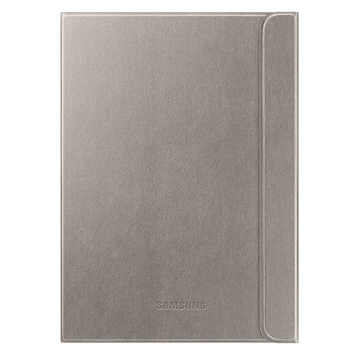 Samsung EF-BT810P BookCover чехол для Galaxy Tab S2 9.7, GoldEF-BT810PFEGRU Samsung EF-BT810P BookCover чехол для Galaxy Tab S2 9.7, GoldEF-BT810PFEGRUЧехол-книжка Samsung BookCover для Galaxy Tab S2 9.7. Сочетая в себе превосходную надежность и комфорт, этот чехол-книжка идеально подходит для ежедневного использования. Защищая от ударов и царапин, он обеспечивает максимум удобства при работе с планшетом, а его современный дизайн подчеркивает ваш безупречный стиль. Используя чехол-книжку Samsung BookCover, вы можете разместить планшет в любом удобном для вас месте. Достаточно открыть чехол, сложить его в подставку, и вы готовы к комфортному набору текста, редактированию документов, просмотру фотографий и видео.Чехол оснащен креплениями, которые совмещаются со специальными кнопками на планшете.