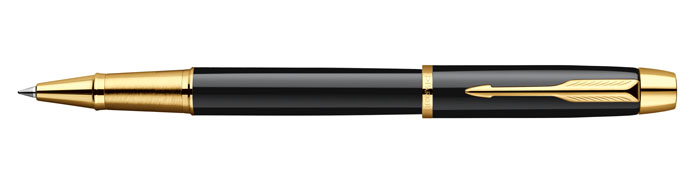 Parker Ручка-роллер IM Black GTPARKER-S0856360 Parker Ручка-роллер IM Black GTPARKER-S0856360Данная ручка – это истинный образец неповторимой утонченности и чарующей элегантности. Ручка очаровывает сиянием золота в сочетании с блеском черного.Тип: Ручка-роллер со съемным колпачком.Толщина стержня в комплекте: Тонкая (F).Цвет стержня в комплекте: Черный (другие продаются отдельно).Корпус: Латунный с лаковым покрытием.Отделка: Полированный металл / Позолоченные детали отделки.Размеры: 15,18 х 1,52 см.Комплектация: Ручка со стержнем, подарочная коробка, транспортировочная упаковка, руководство по эксплуатации с гарантийным талоном.